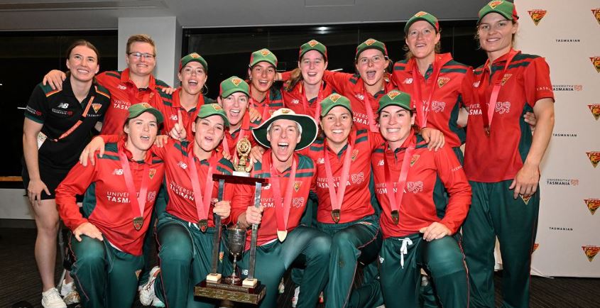 South Australia's "ridiculous" loss in the WNCL championship game astonished the cricket world.