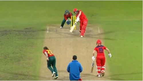 South Australia's "ridiculous" loss in the WNCL championship game astonished the cricket world.